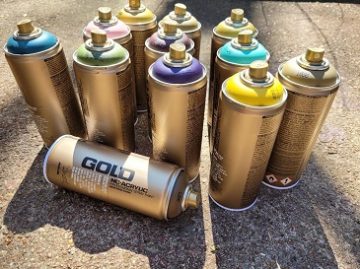 Montana.Cans spray paint