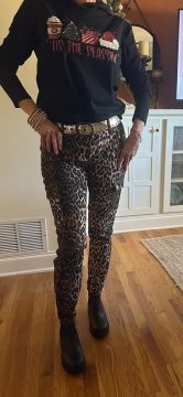 December 15 - 4 5 For Friday December 15 | Christmas t-shirt with leopard skin jeans