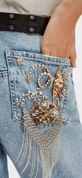 Brooches pinned on the back pocket